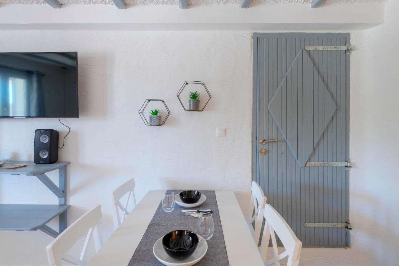 Endless Blue From Syros - Megas Gialos Resort - Suite 1 المظهر الخارجي الصورة