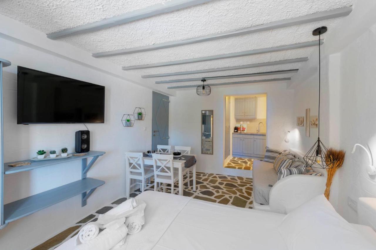 Endless Blue From Syros - Megas Gialos Resort - Suite 1 المظهر الخارجي الصورة